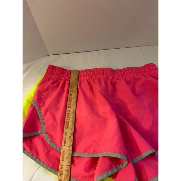Danskin large 12-14 gym shorts lot neon yellow and pink - Picture 9 of 9
